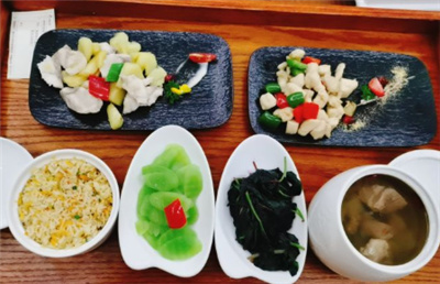 廈門(mén)明馨天使母嬰會(huì )所月子餐