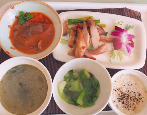 武漢百佳月子會(huì )所月子餐展示