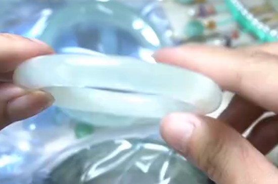 玉鐲的種類(lèi)